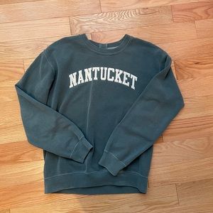 Nantucket crewneck